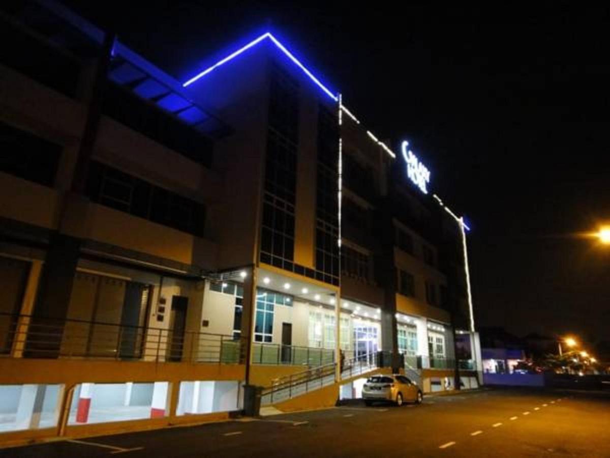 Galaxy Hotel - Housity