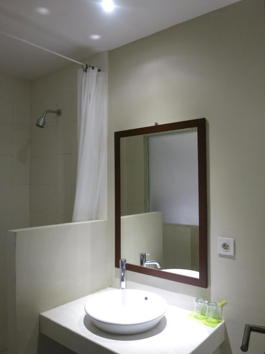 Hart Hotel Arjuna - Housity