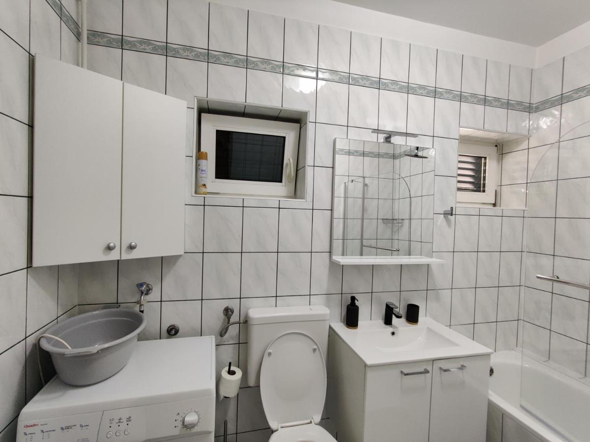 Biuk Apartments - Housity