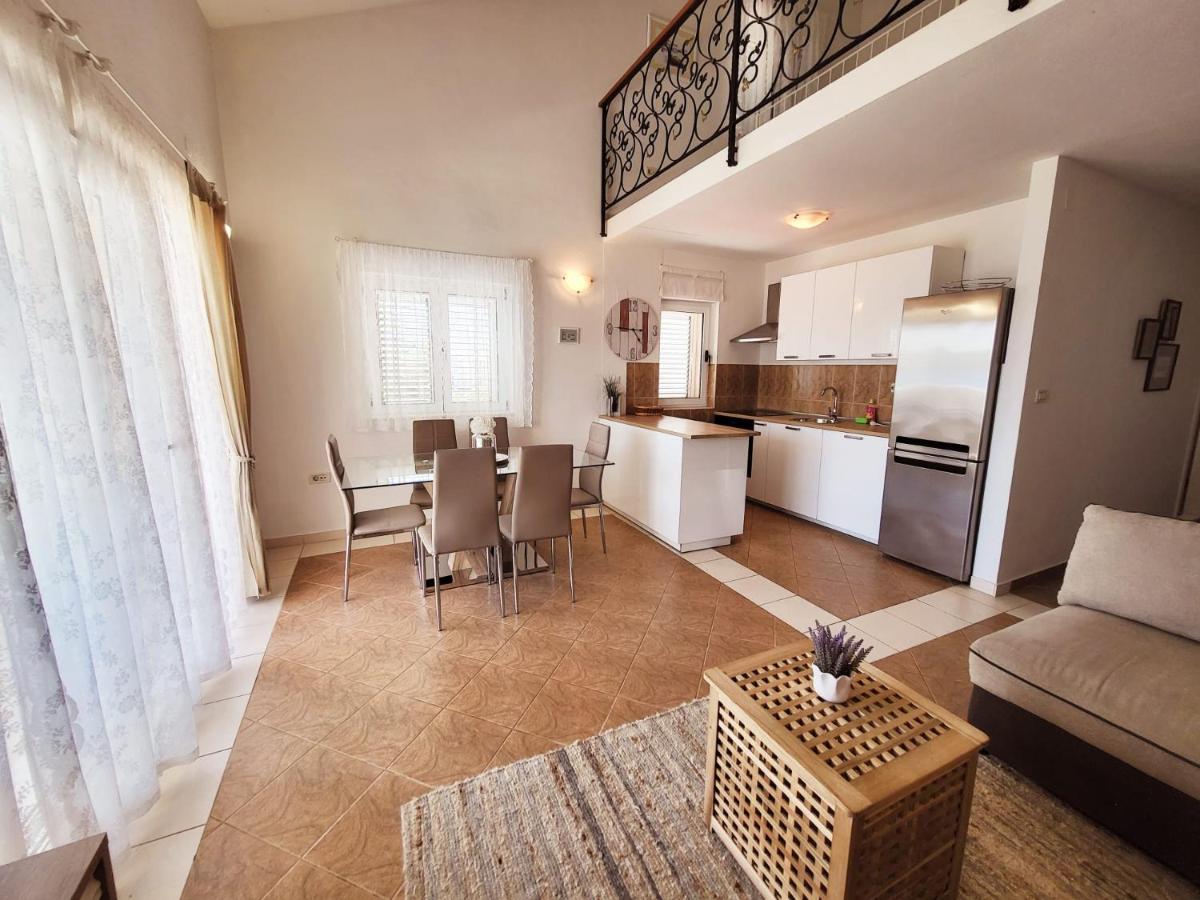 Apartmani Mikulić - Housity