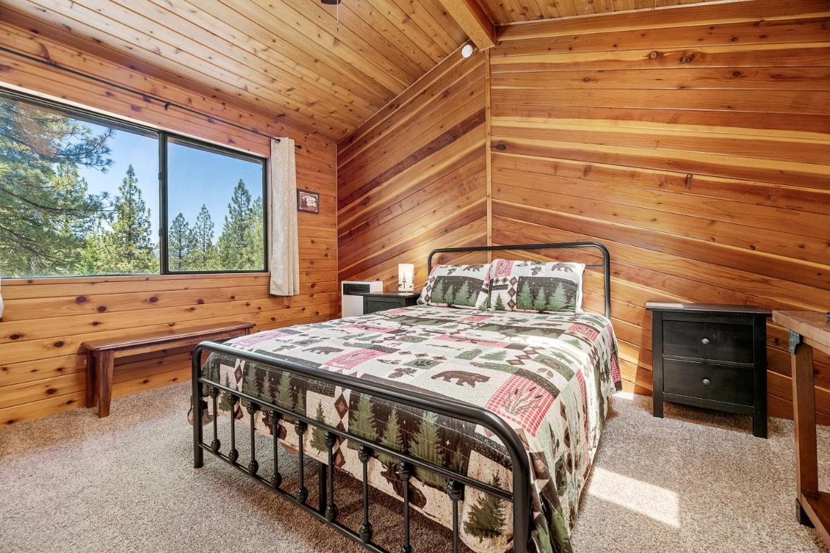 Hidden Spot - Desirable Fox Farm area of Big Bear - Housity