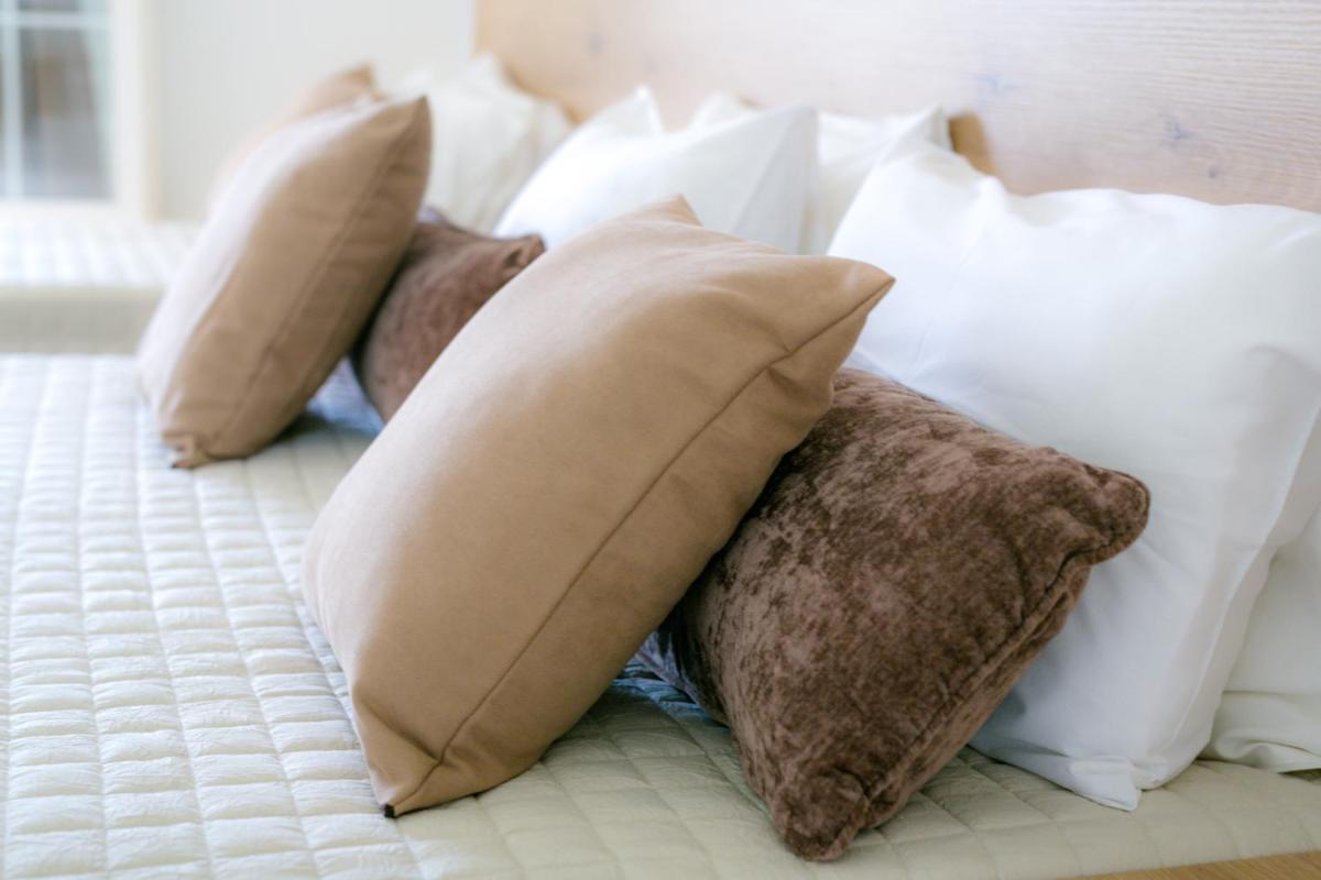 Tropical Apartments - Housity