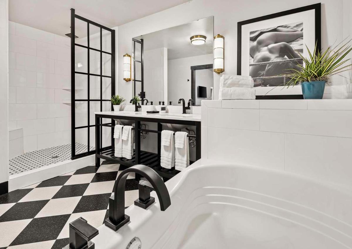 Hotel Grinnell, Ascend Hotel Collection - Housity