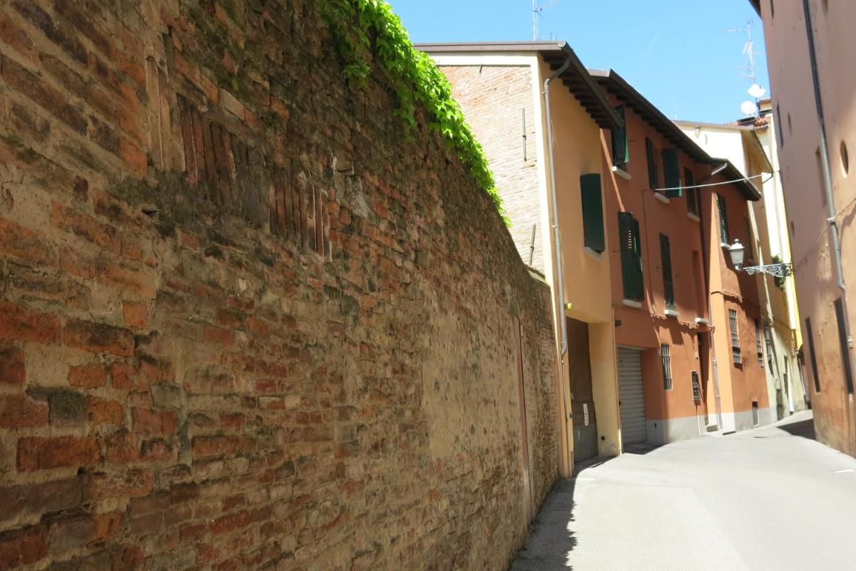Atelier Della Castellina - SELF CHECK IN - Housity