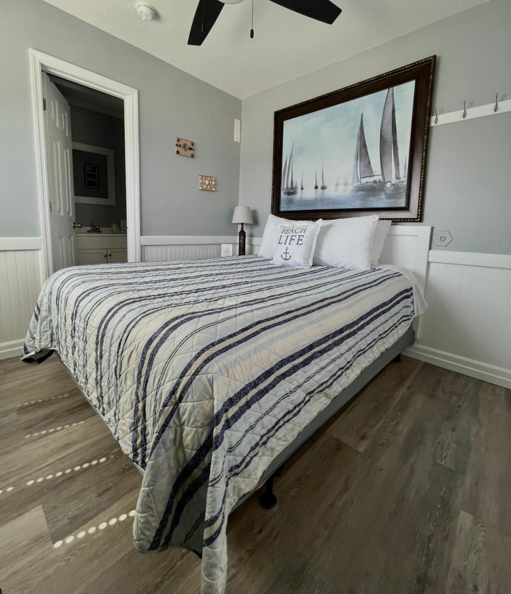 Waterway Inn - Housity