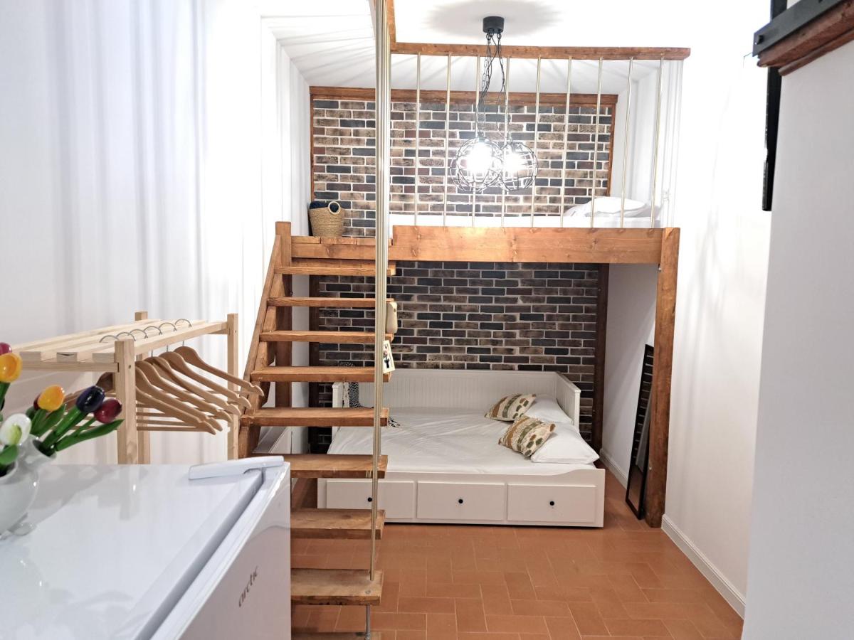 Casa Doros - Housity