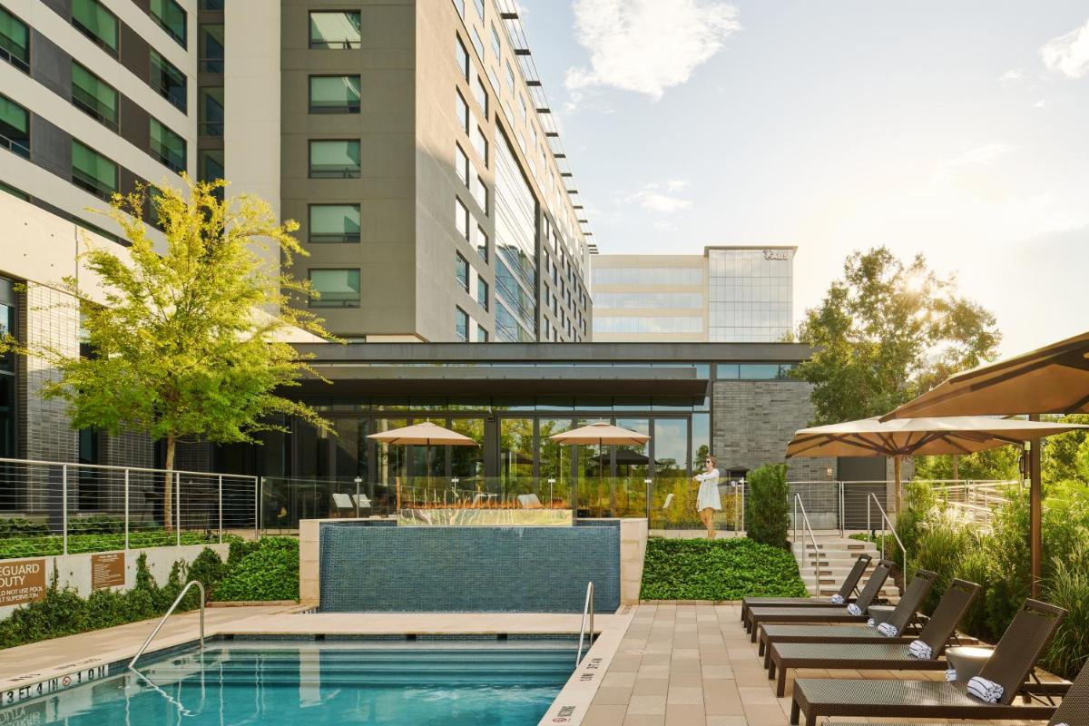 Houston CityPlace Marriott at Springwoods Village - Housity