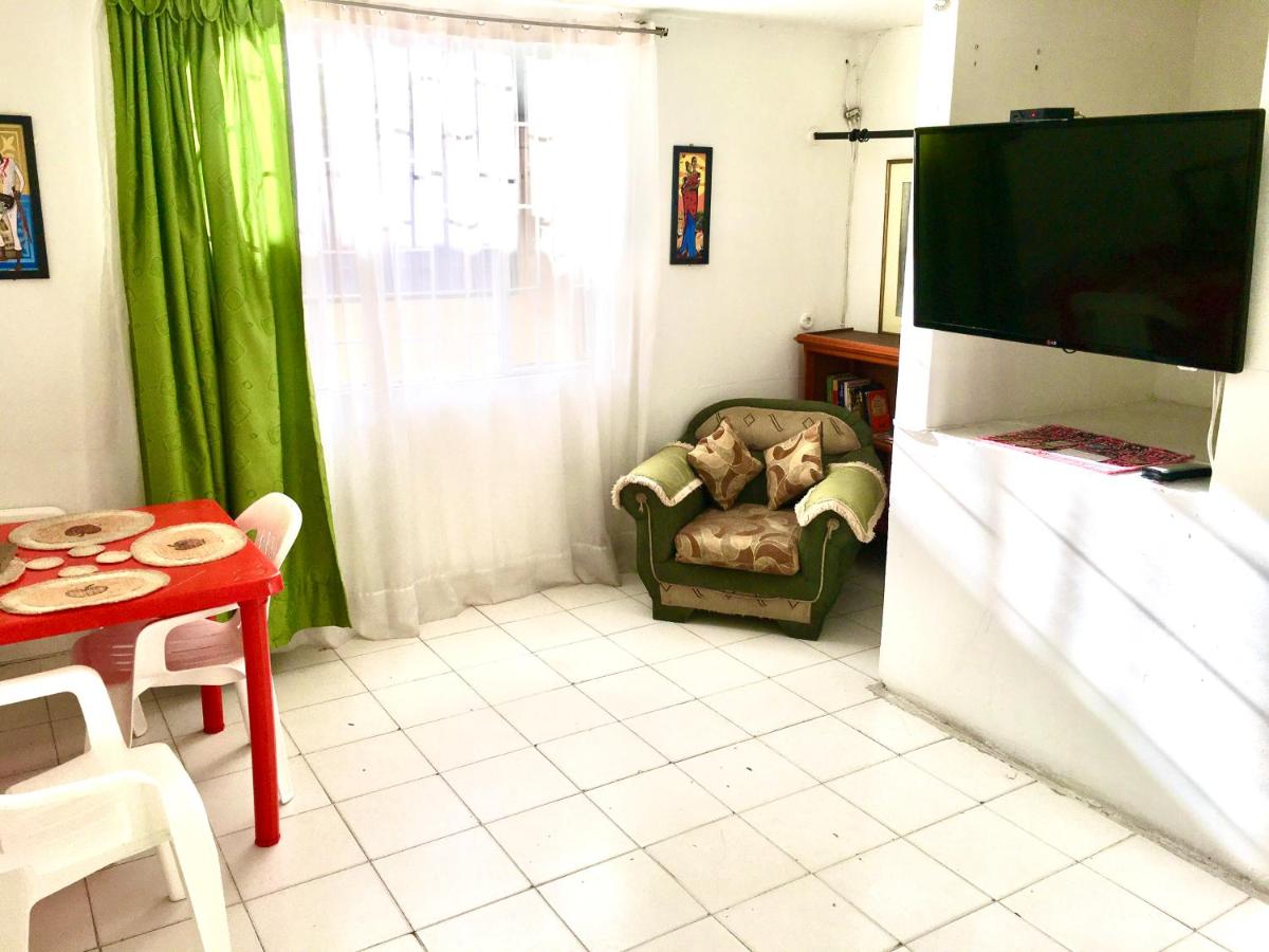 Dorado Airport rooms & apartments - Housity