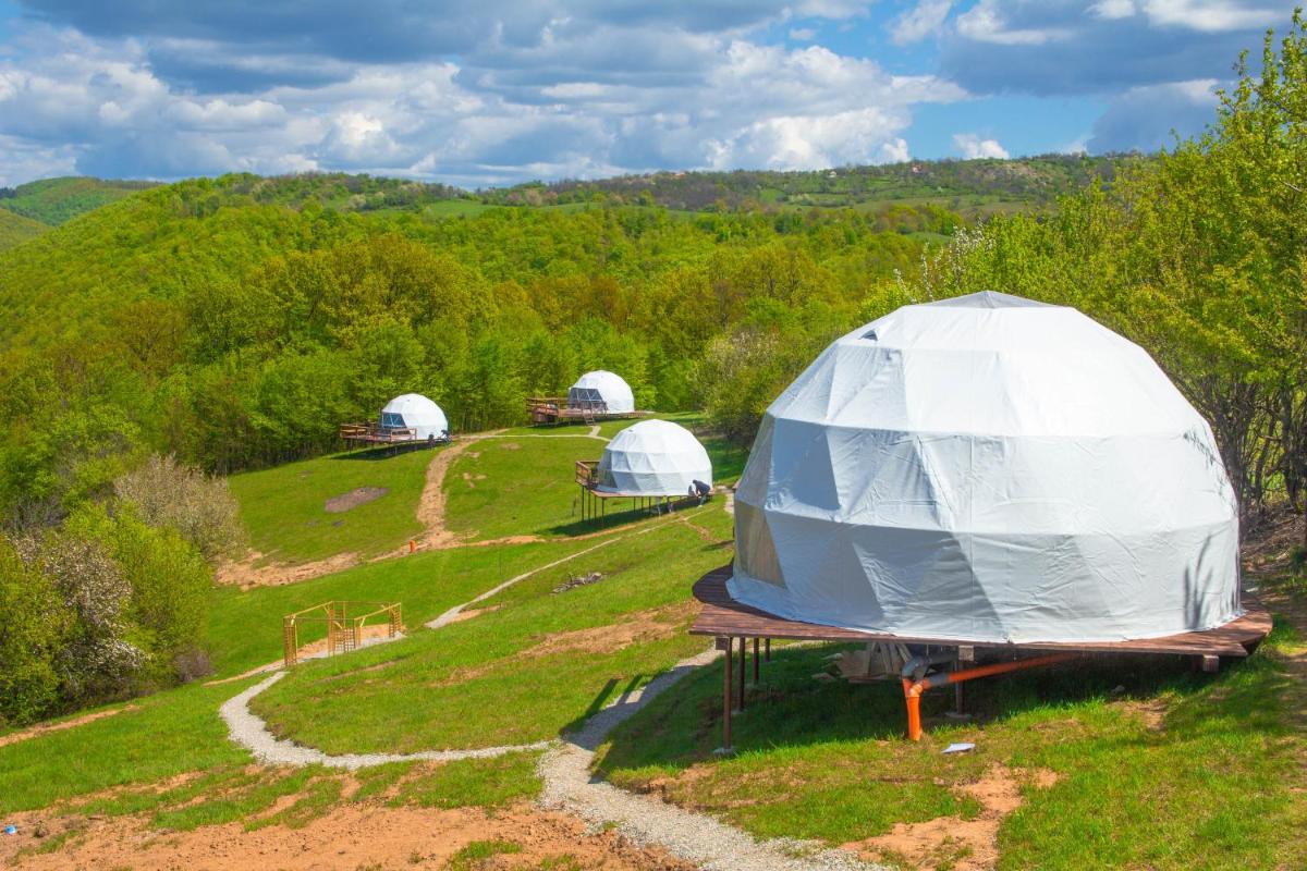 Sanctum Glamping - Housity