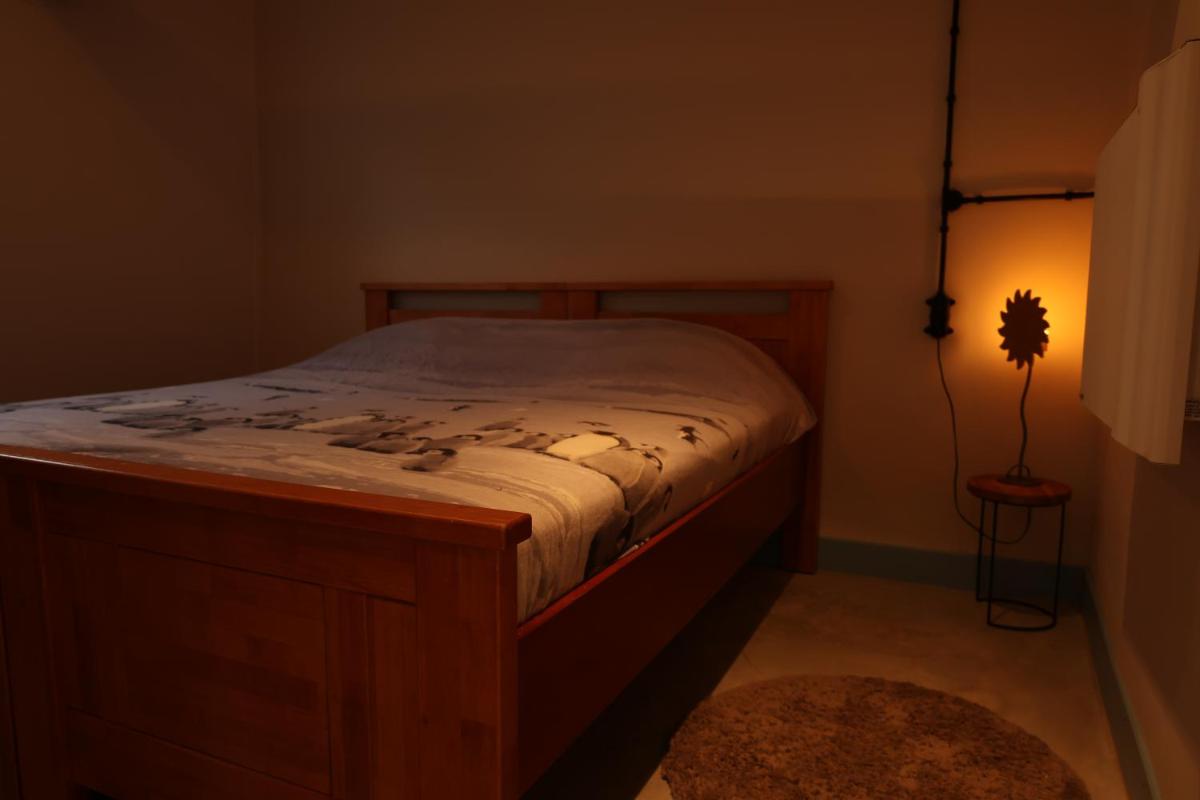 ruim driepersoons appartement - Housity