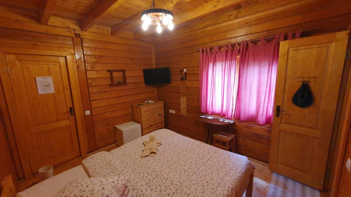 Casa Moața La Vama Veche - Housity