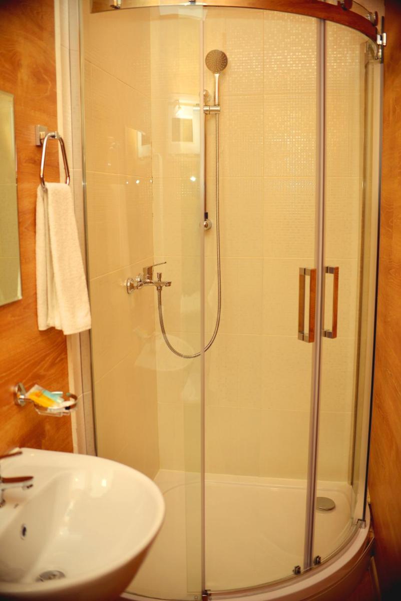 Sapar Budget Hotel - Housity
