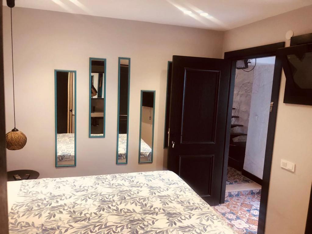 Otel Gülayvalık - Housity