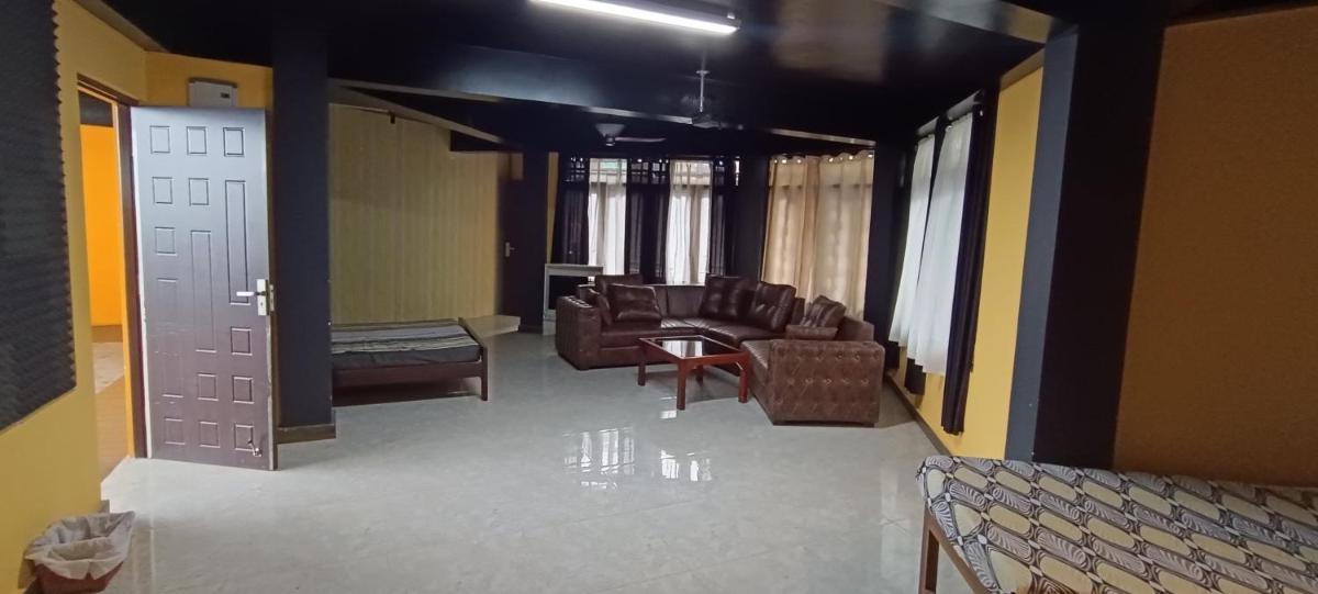 Tito's Homestay - Housity