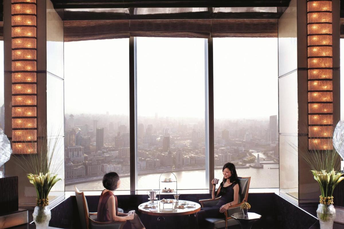 The Ritz-Carlton Shanghai, Pudong - Hizvo