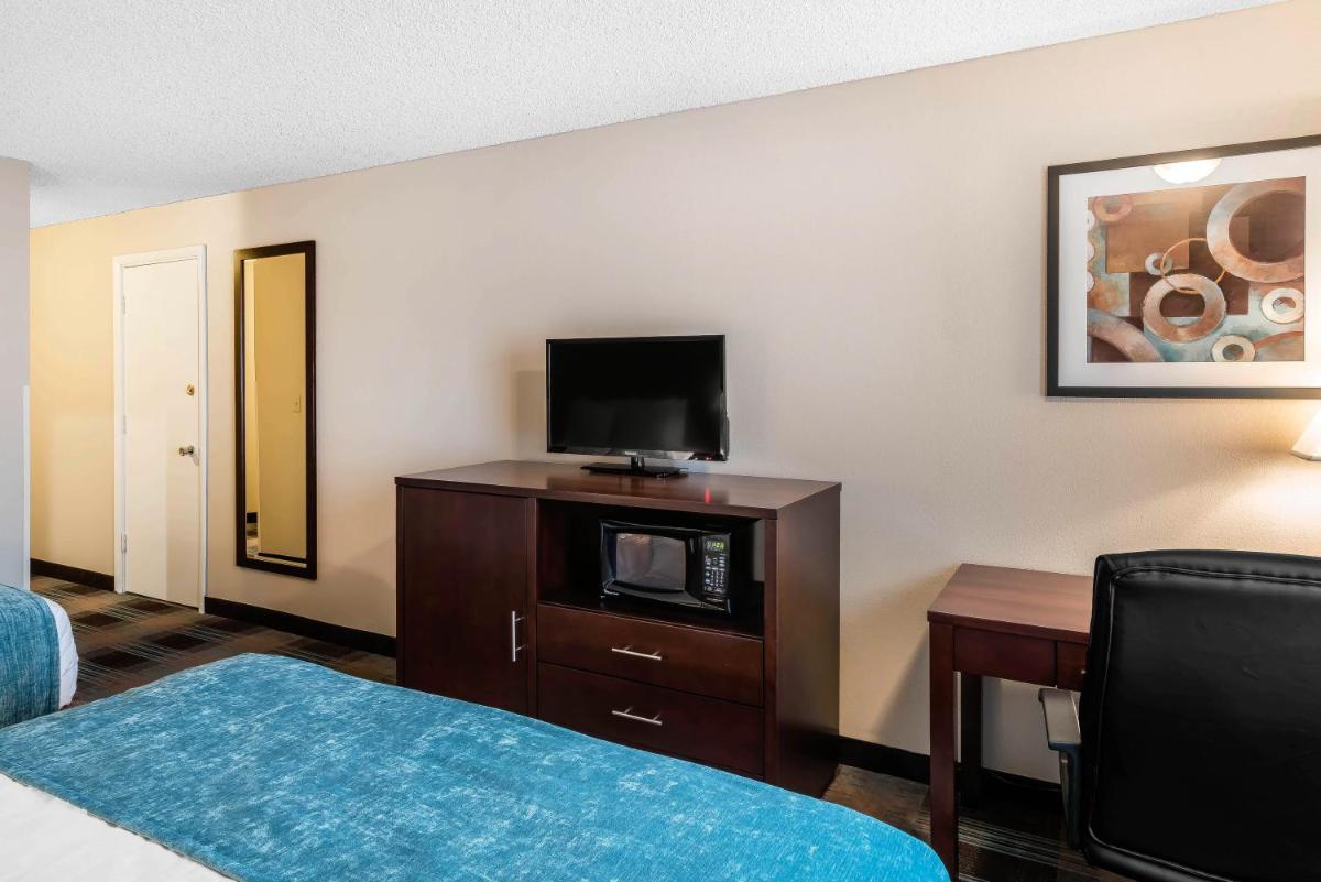 Oasis Inn Tacoma - Housity