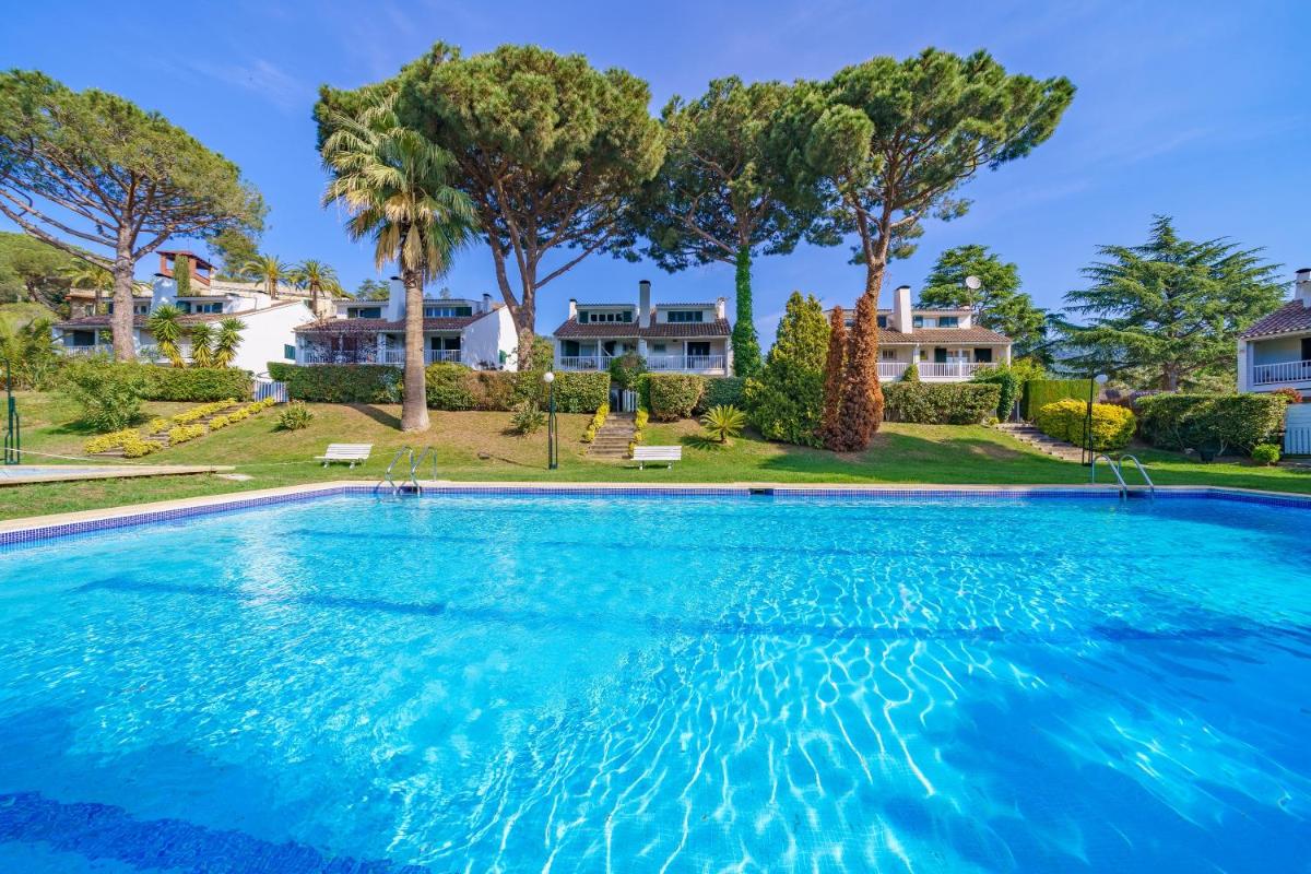 HomeHolidaysRentals Glamour - Housity