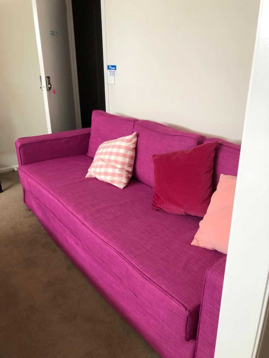 Suitetrails - 5 Star Room with own Bathroom - Singles, Couples, Families or Executives