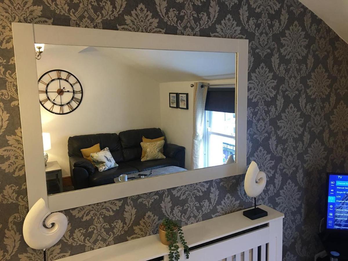 Orme Rise 1 - The Penthouse Suite - Housity