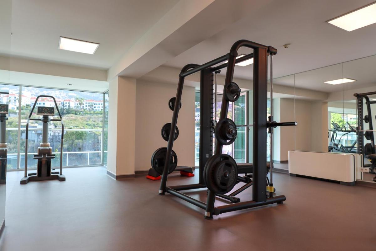 O centro de fitness e/ou as comodidades de fitness de The Views Baia - Adults Only