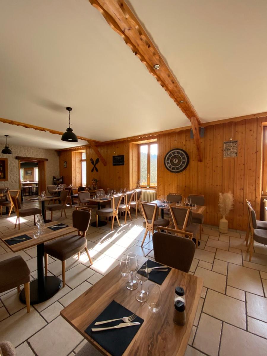 Hôtel Restaurant des Lacs - Housity