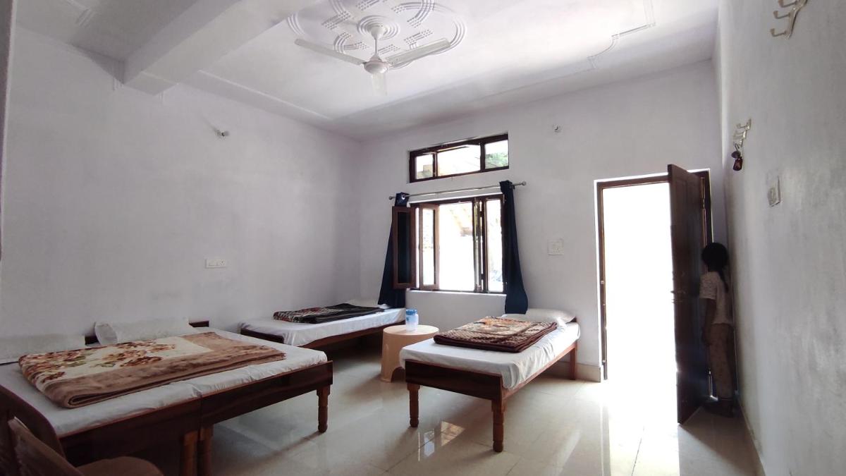 HOTEL PINE RESORT NETALA - Housity