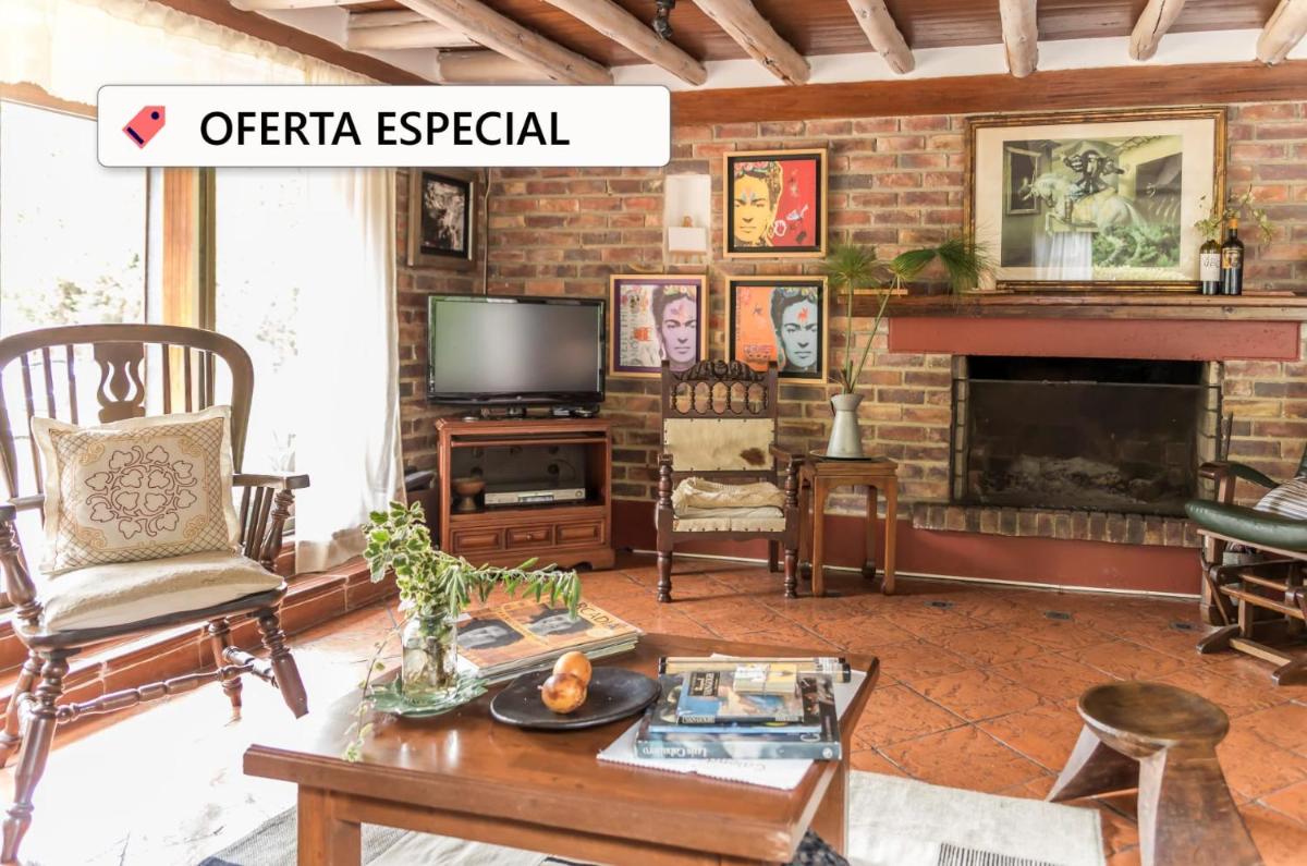 Acogedora Casa Campestre en Chia BBQ Parqueadero Privado incluido - Housity