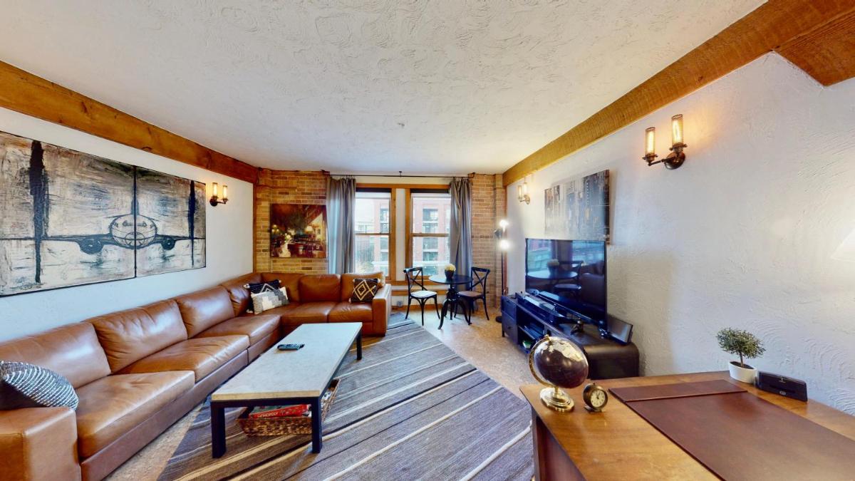 The Salt Flat - Salt Lake City - Housity