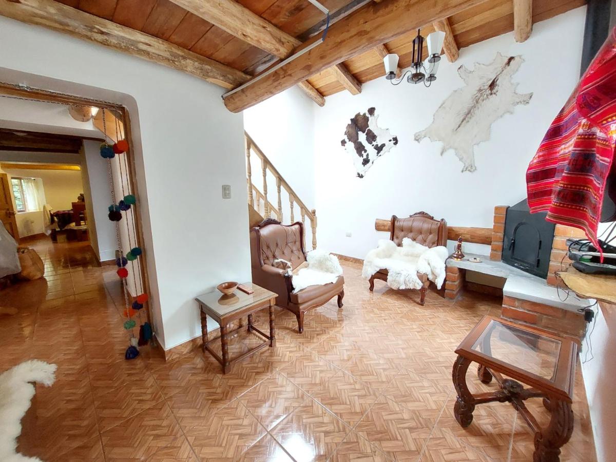 Bungalow Arkupunkuwasi vista a montañas - Housity