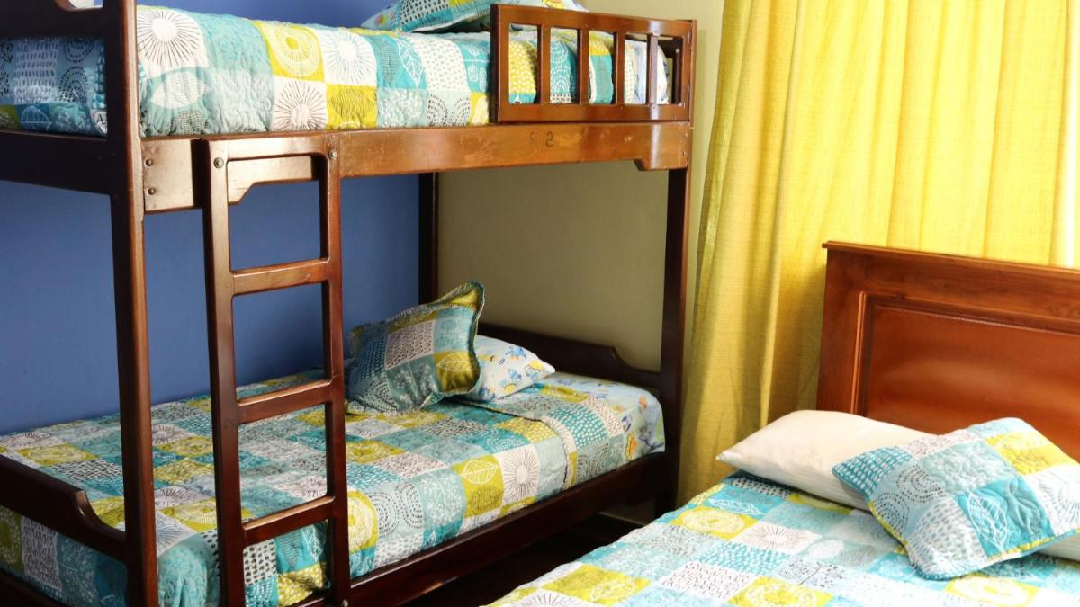 Hostal Casa Montoya - Housity
