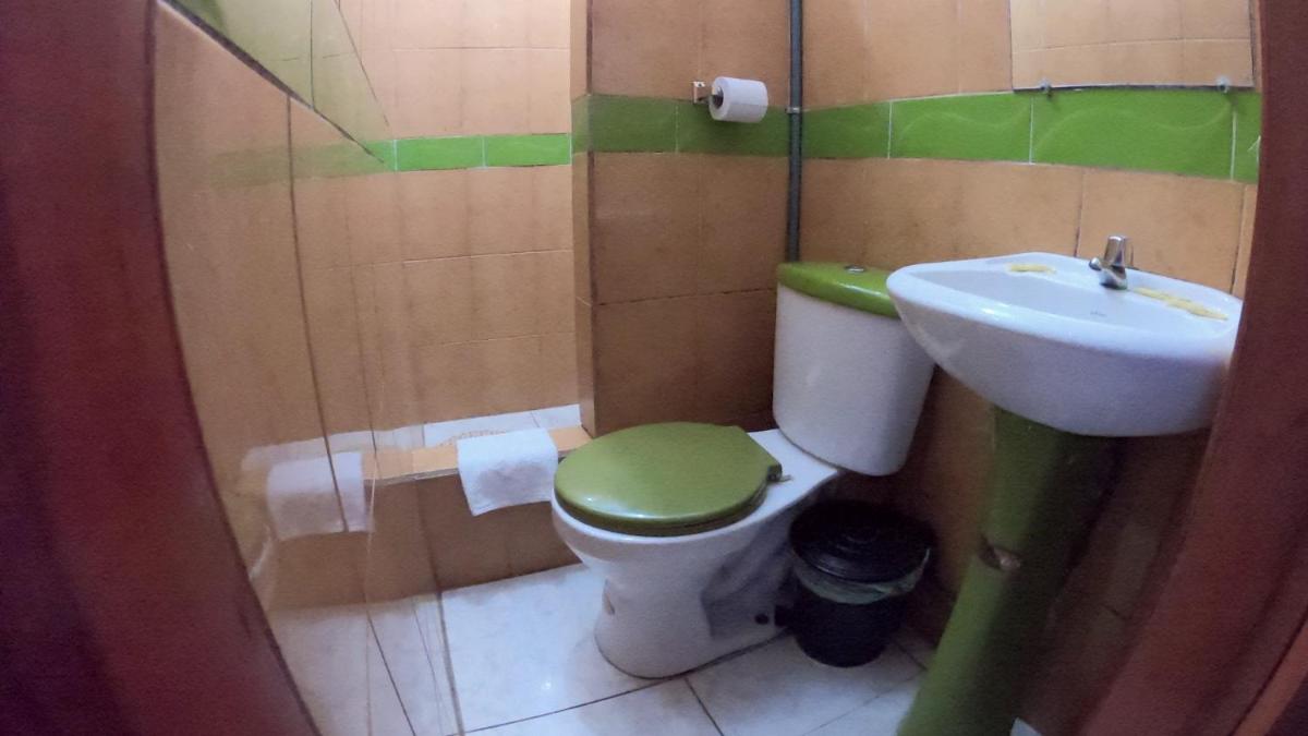 Hostal Casa Montoya - Housity