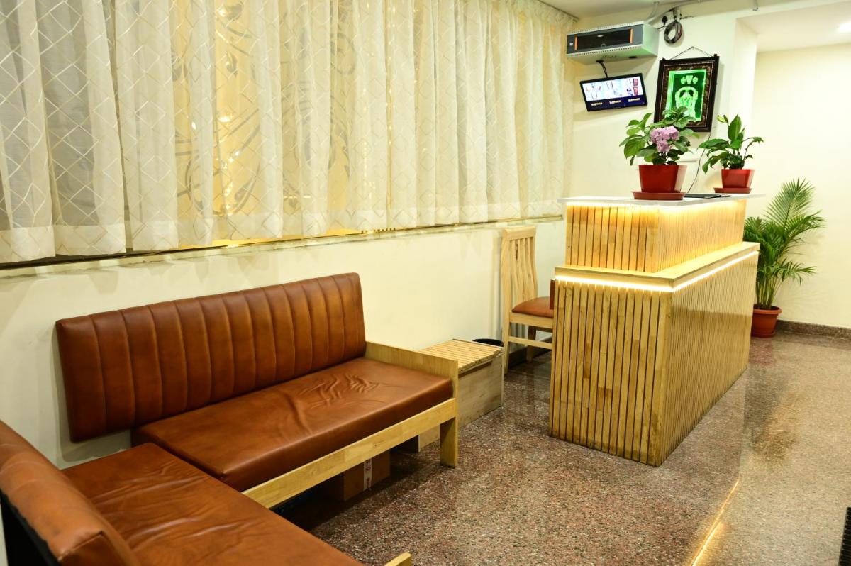 KK Comforts Boarding and Lodging - Housity