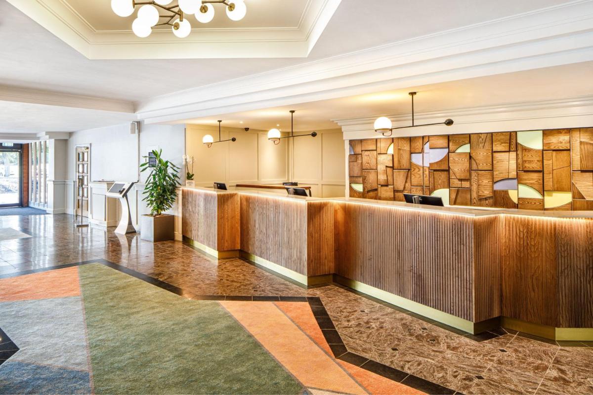 Delta Hotels by Marriott Warwick - Housity