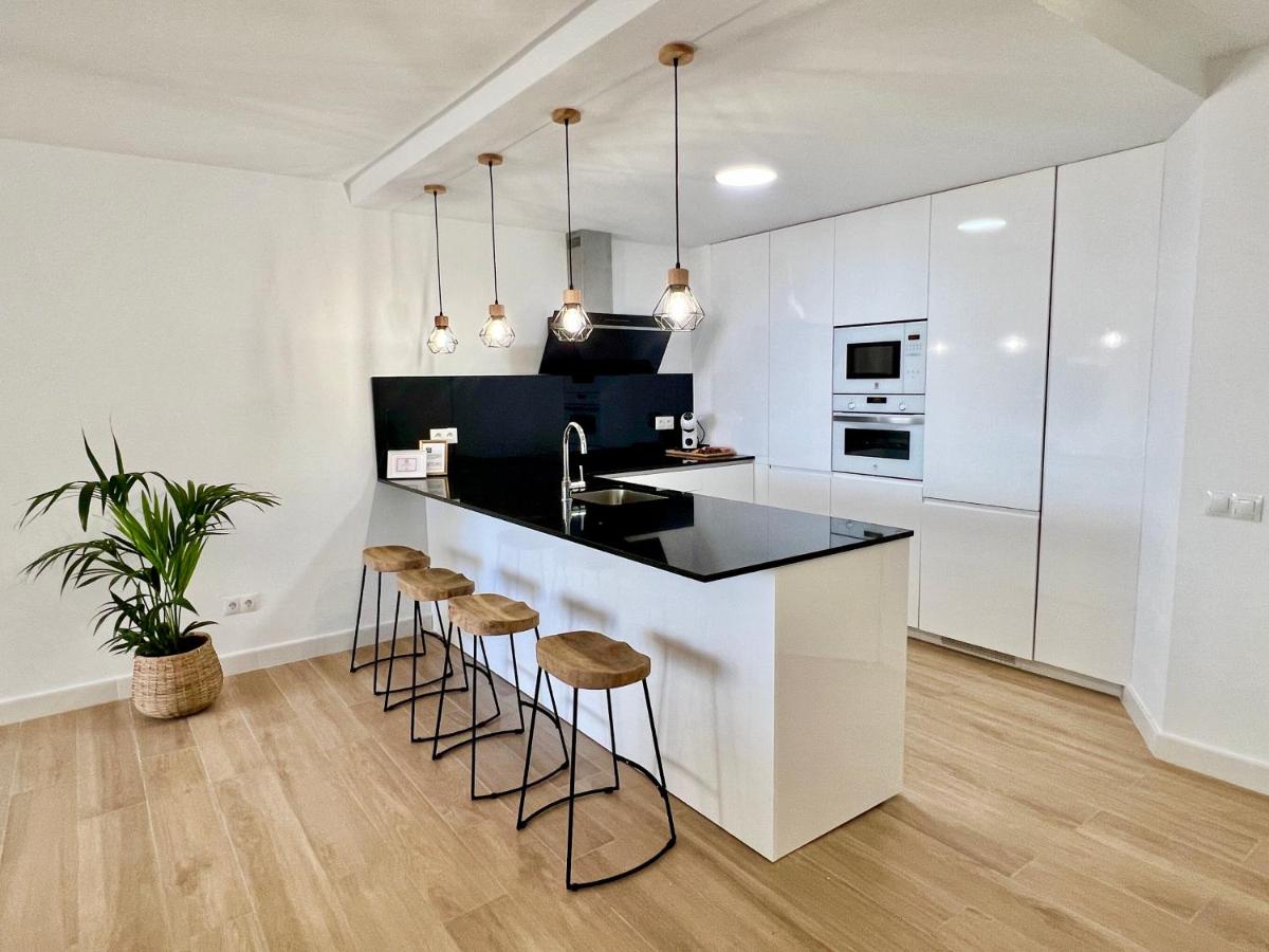 Marbella beach & center - Housity