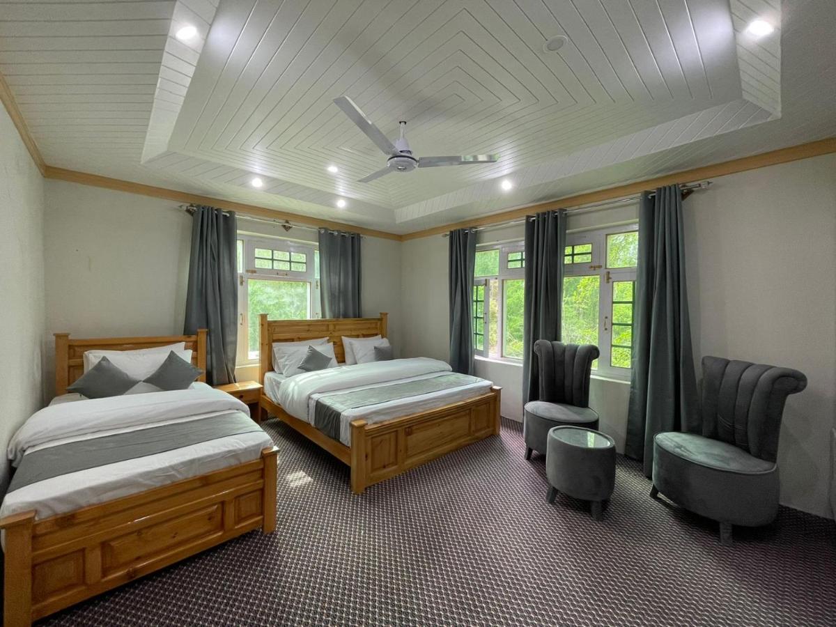 Skardu Saraye Hotel & Resort - Housity