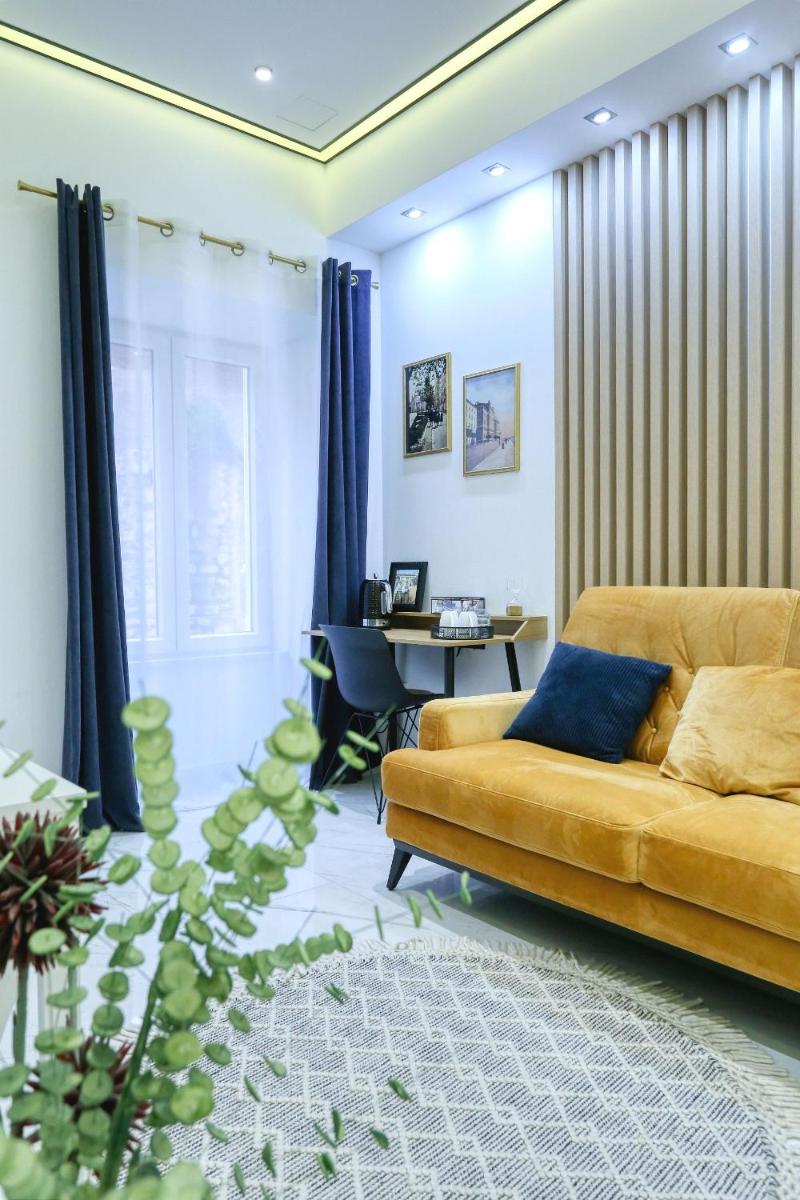 RINO LUXURY ROOM - Housity