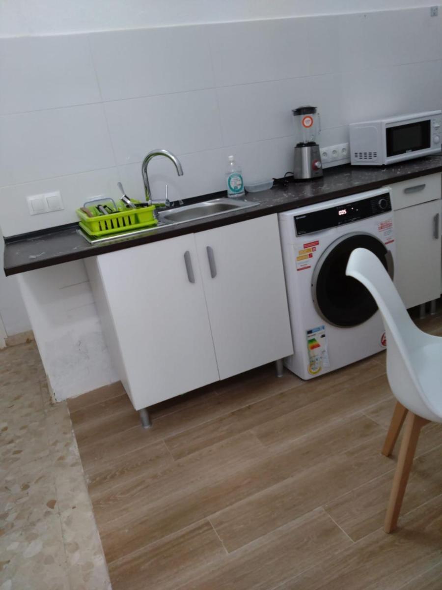 Spacious and Private Room - Lo Mejor en Malaga Centro - Housity