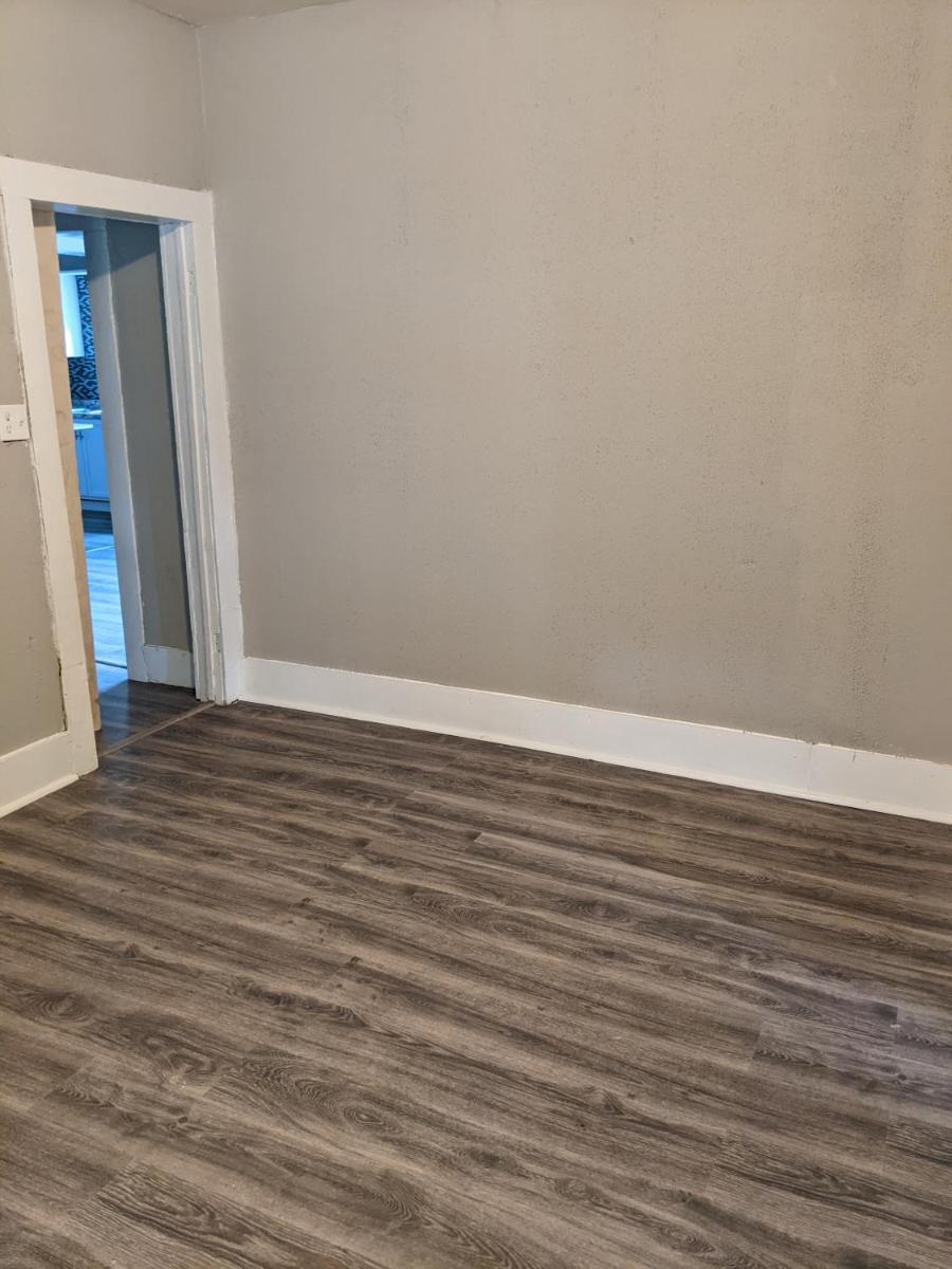 Maple House -Near Lakes - Housity