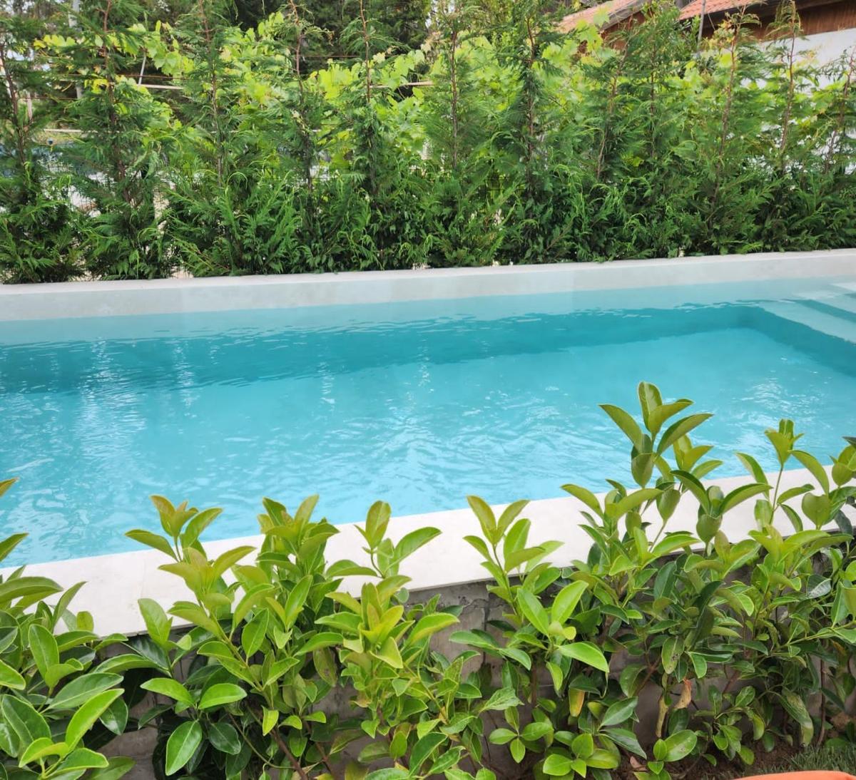 PineTrees Beach House with swimming pool - Housity