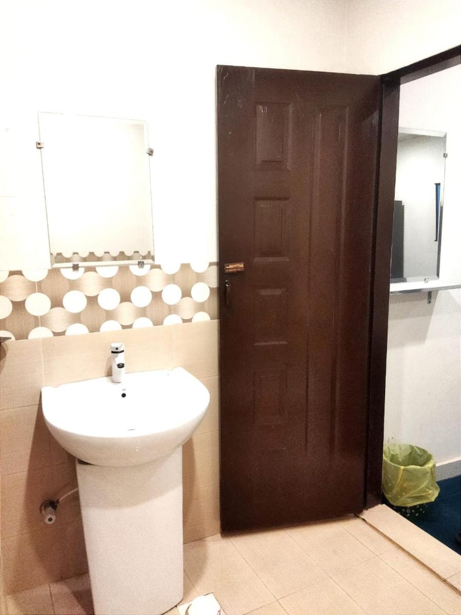 Hotel Royal Sweet - Housity