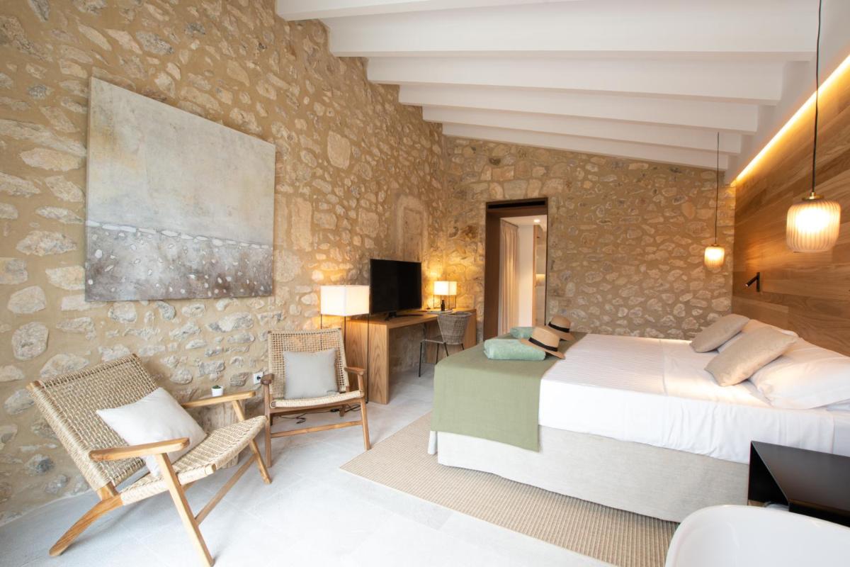 Cama o camas de una habitación en Fincahotel Treurer - Olive Grove & Grand House - Adults Only
