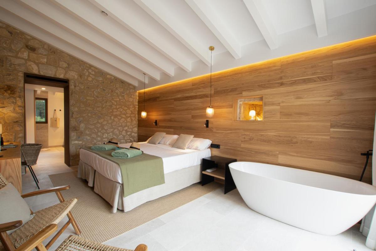Cama o camas de una habitación en Fincahotel Treurer - Olive Grove & Grand House - Adults Only
