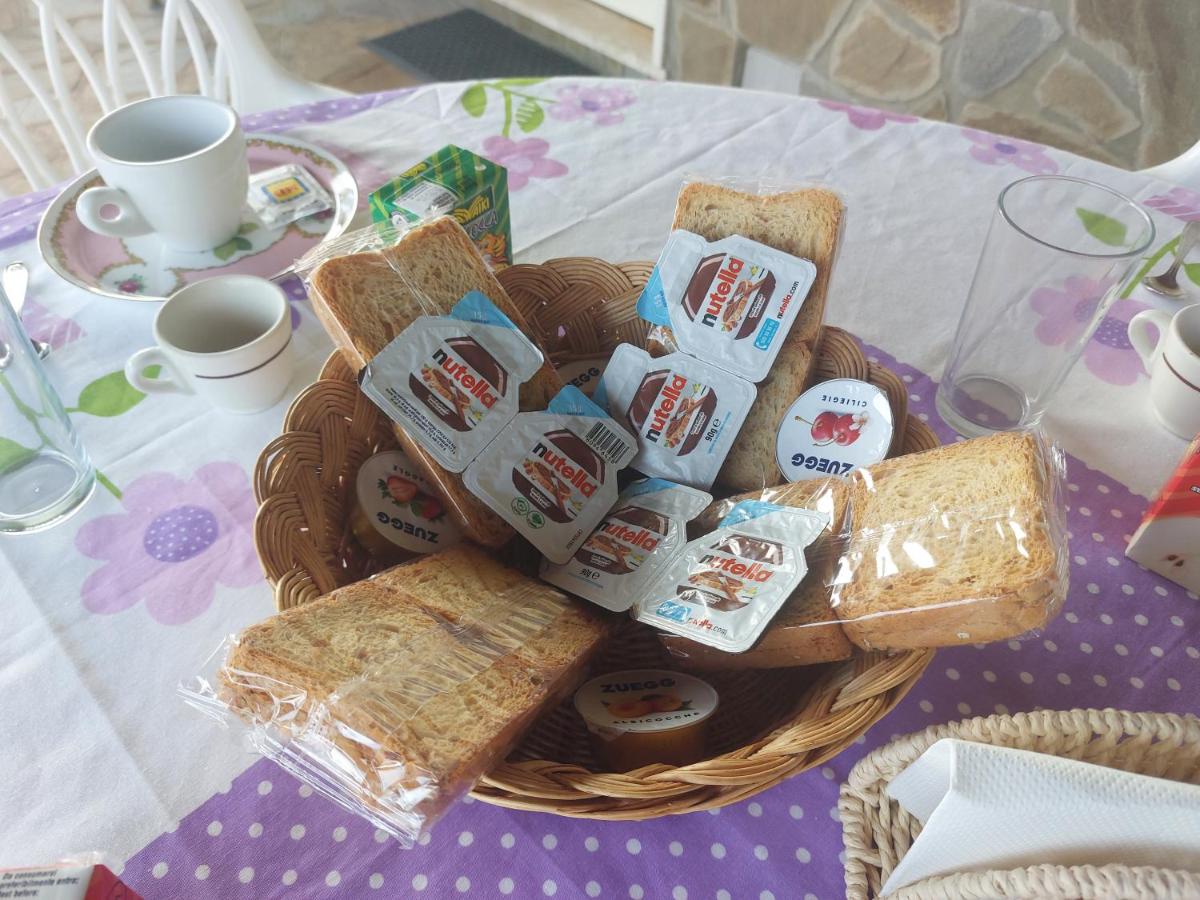 Suite con prima colazione servita - Housity