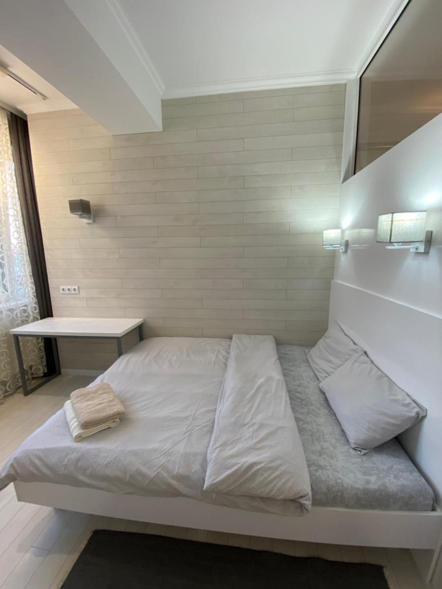 New Double Room Luxury Apartment in the Center - Housity