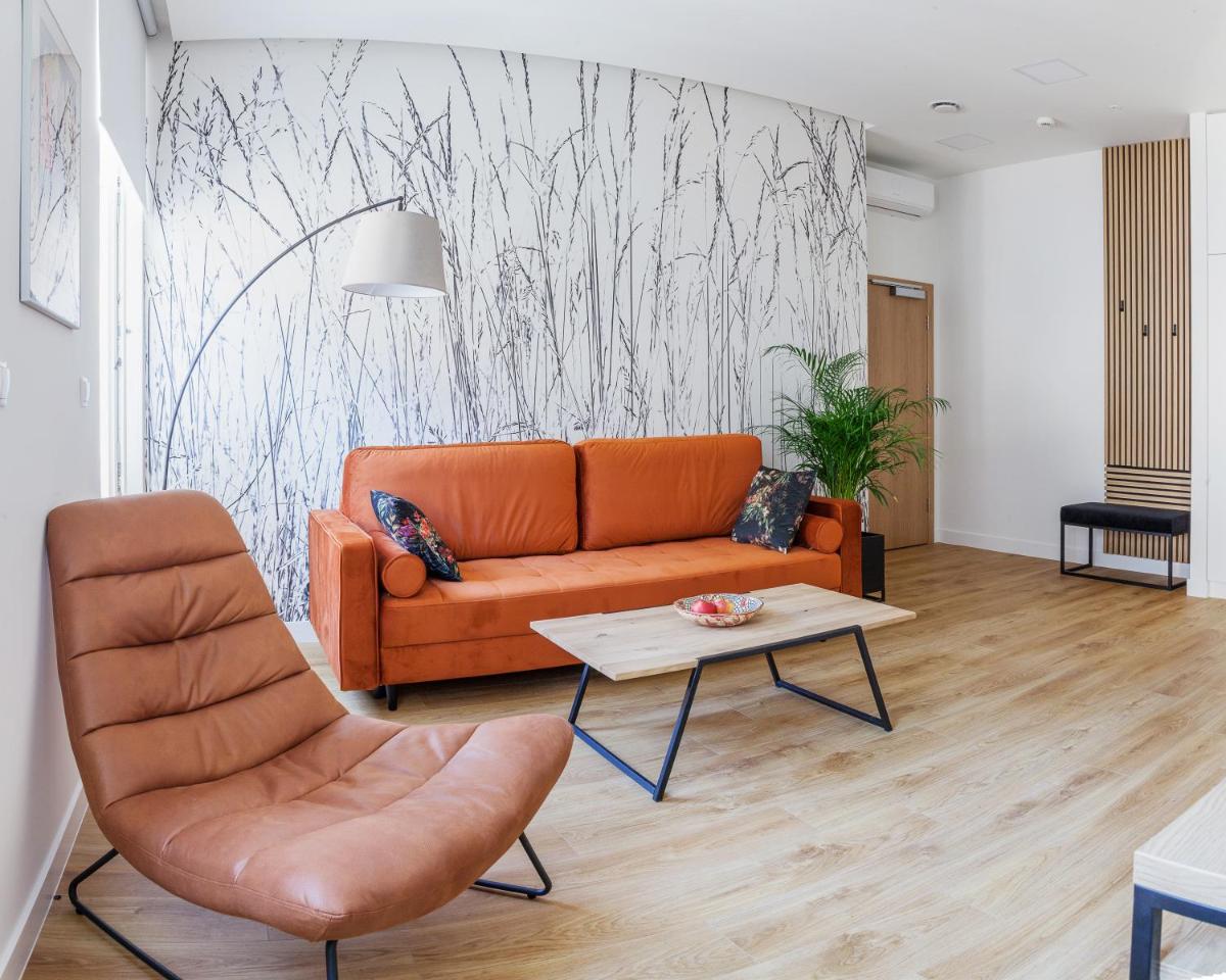 Apple Inn - Housity