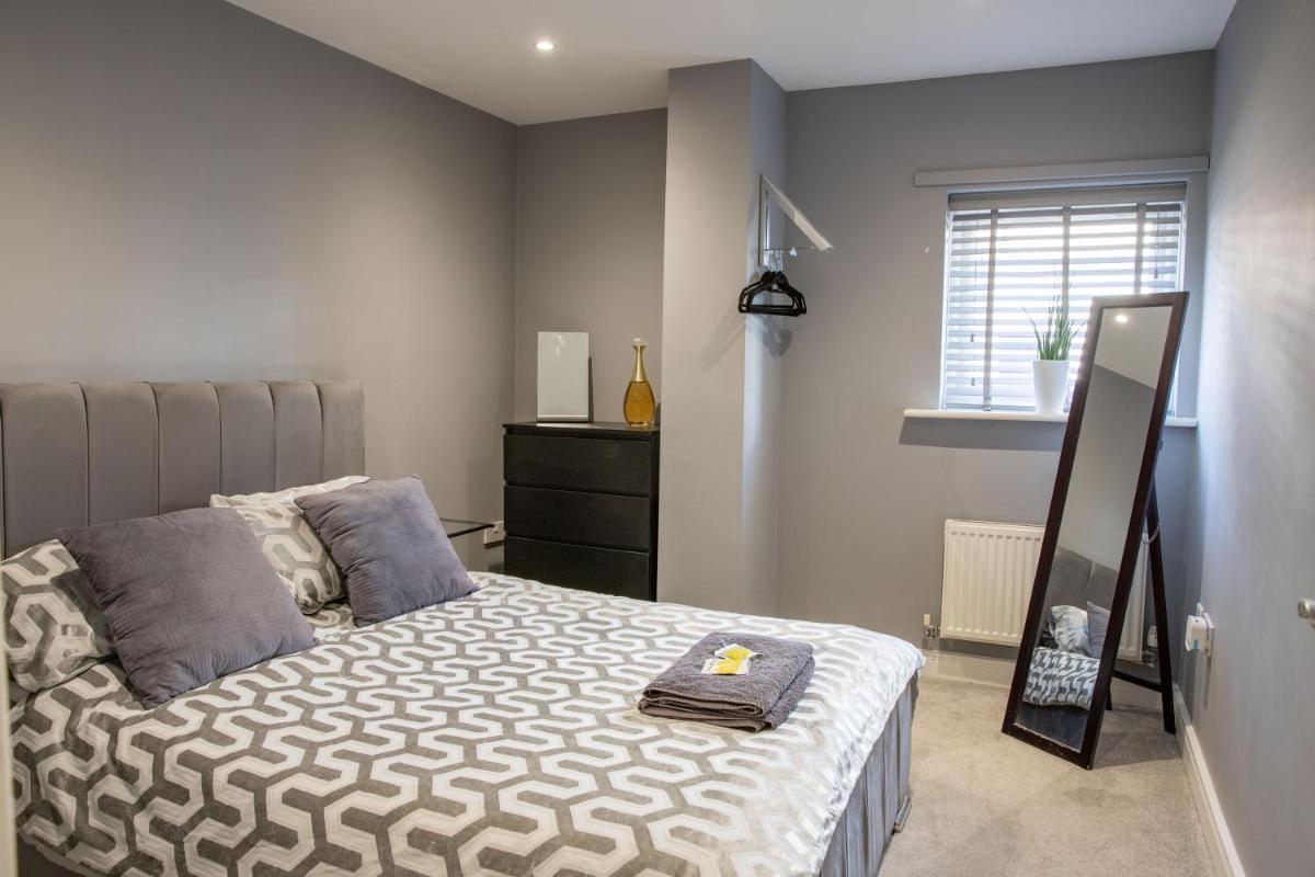 #4 Reed Street Apartment Hull City Centre nr Connexin Live - Housity