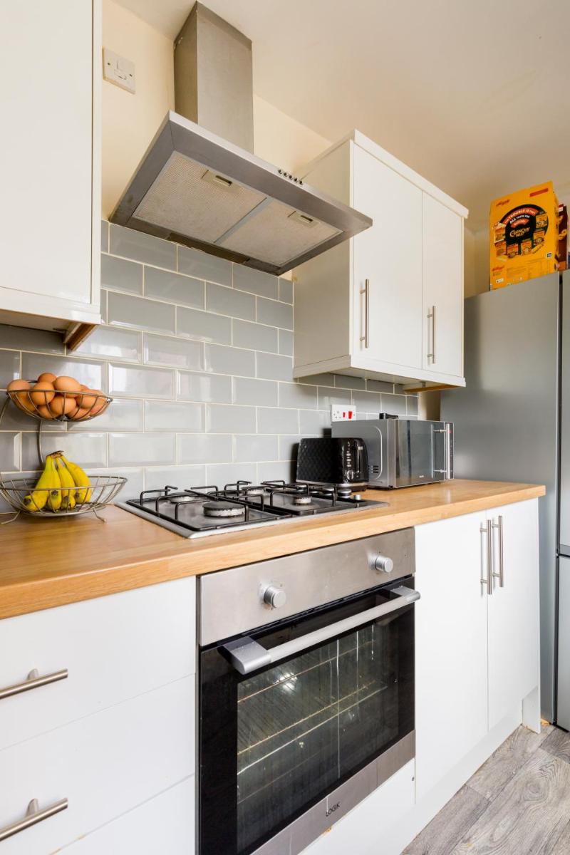 Hyde / Dukinfield / Ashton central - Housity