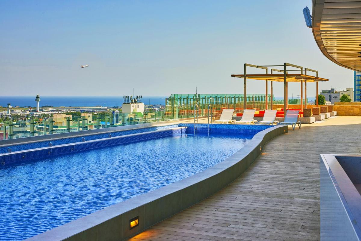 LOTTE City Hotel Jeju - Housity