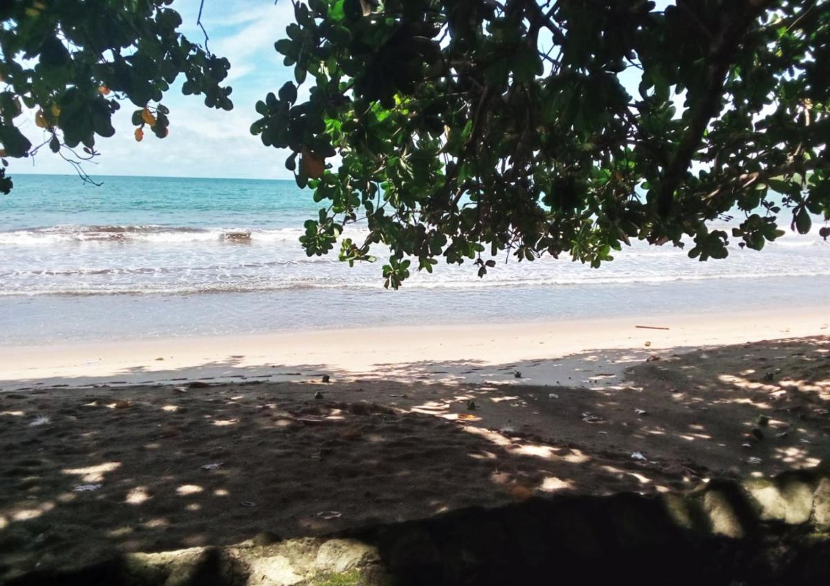 Kondominium Pantai Carita Utara 8330 - Housity