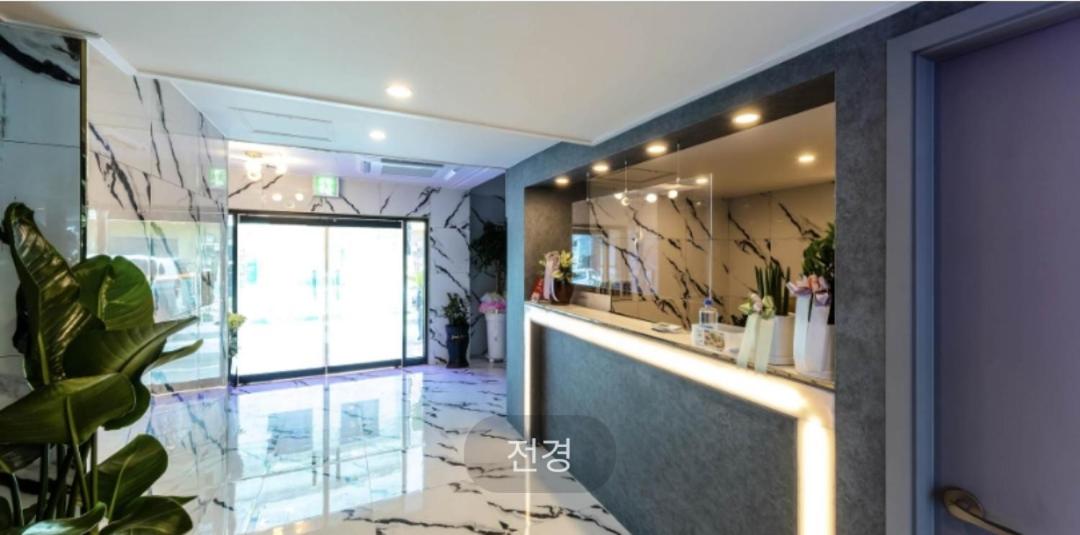 Hotel Sono - Housity